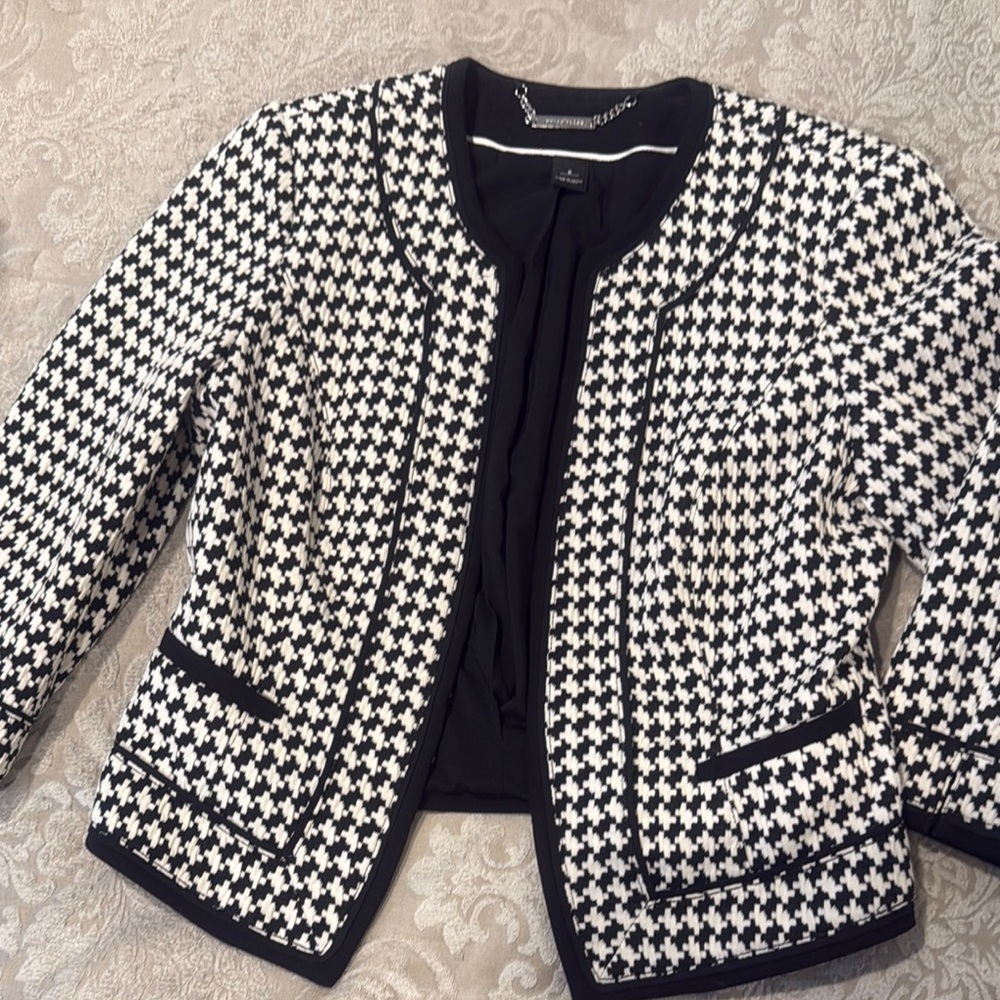 Chic Black and White Women's Jacket